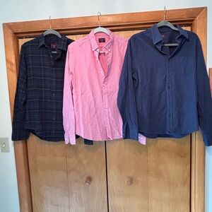 UNTUCKit Lot of Button-Up Shirts- Plaid, Pink and Navy